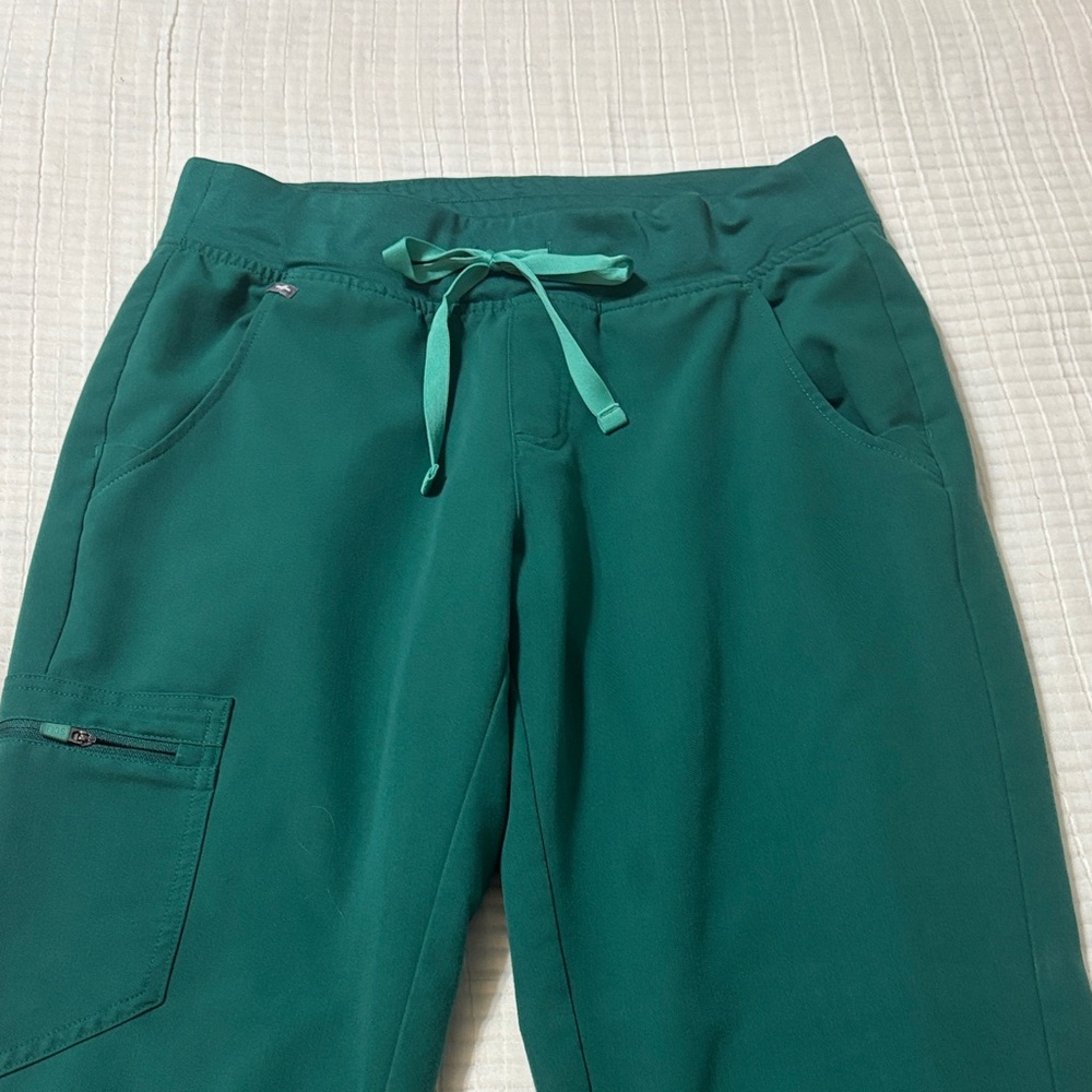 Figs hunter green scrub set!